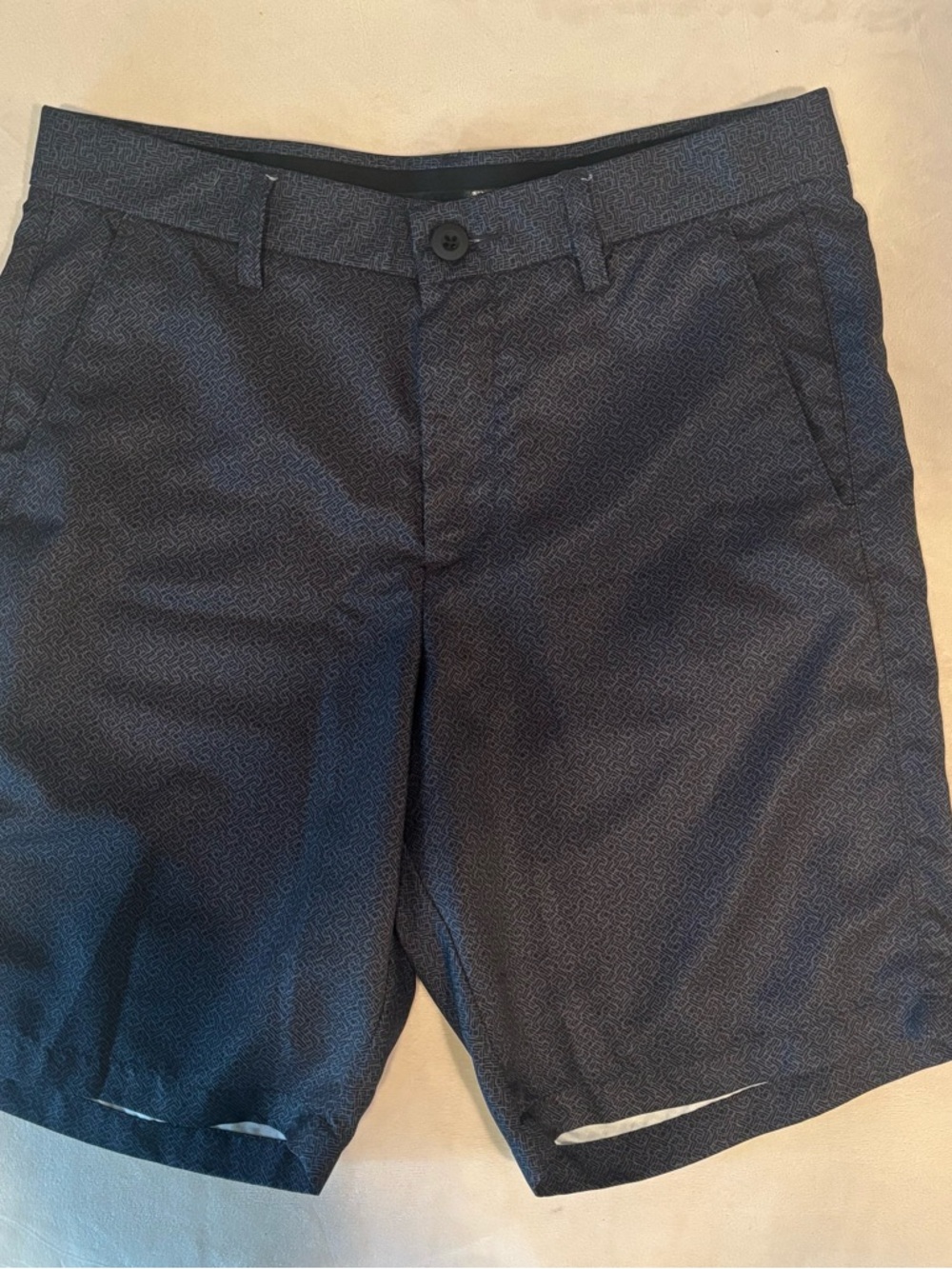tek gear Men's Dark Grey Patterned Flat-Front Shorts